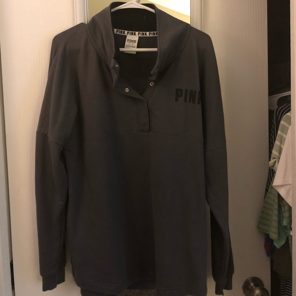 Victoria’s Secret Gray half snap